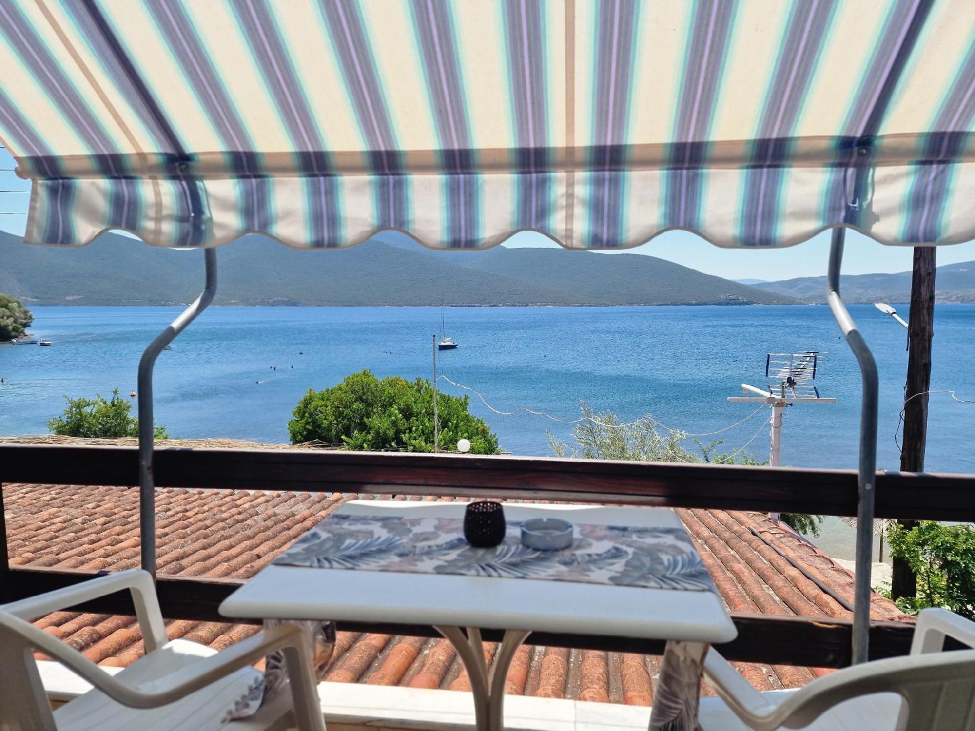 Salonikios Apartment Pteleos Luaran gambar