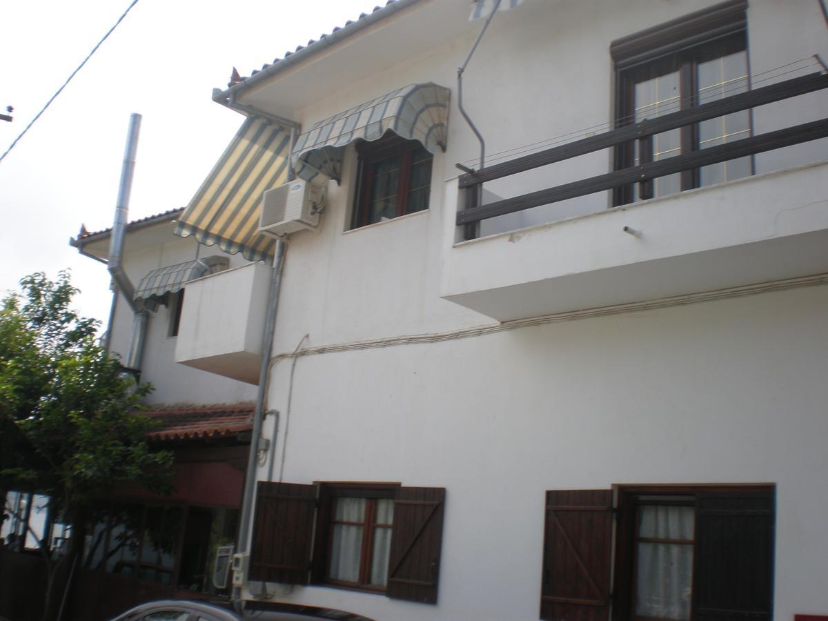 Salonikios Apartment Pteleos Luaran gambar
