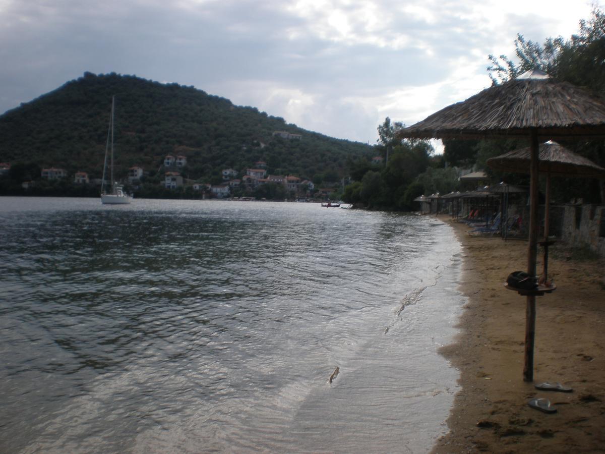 Salonikios Apartment Pteleos Luaran gambar